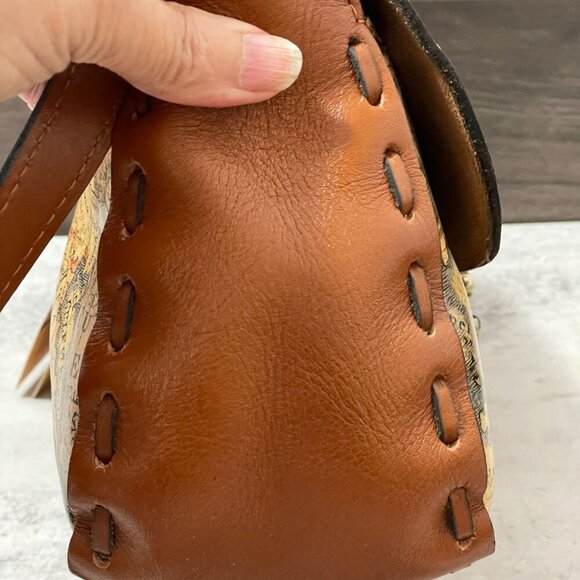 NWT Patricia Nash Lucia European Map Tan Trim Leather Crossbody Shoulder Bag - Picture 4 of 14